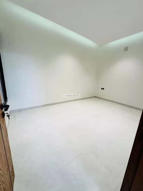 فيلا 276 متر مربع شمالية على شارع 20م الرمال، شرق الرياض، الرياض