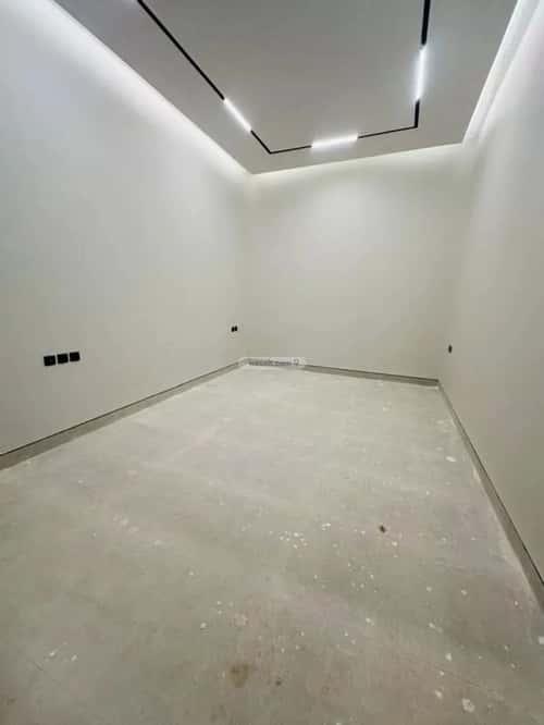 Villa 312 SQM Facing East on 15m Width Street Al-Muanisiyah, East Riyadh, Riyadh