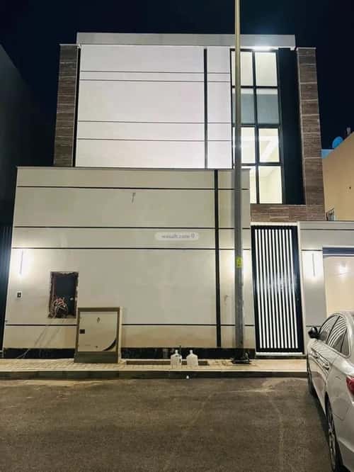 Villa 312 SQM Facing East on 15m Width Street Al-Muanisiyah, East Riyadh, Riyadh