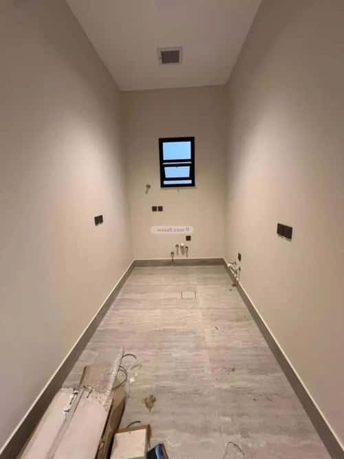 Villa 338 SQM Facing South West on 18m Width Street Ar-Rimal, East Riyadh, Riyadh