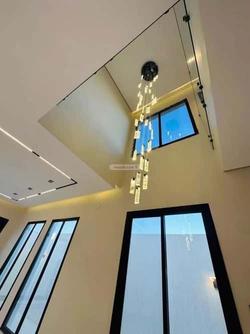 فيلا 240 متر مربع جنوبية على شارع 18م المعيزيلة، شرق الرياض، الرياض