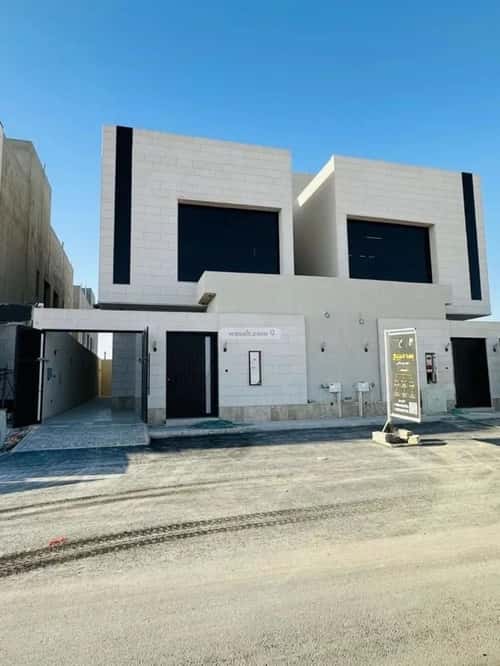 فيلا 240 متر مربع جنوبية على شارع 18م المعيزيلة، شرق الرياض، الرياض
