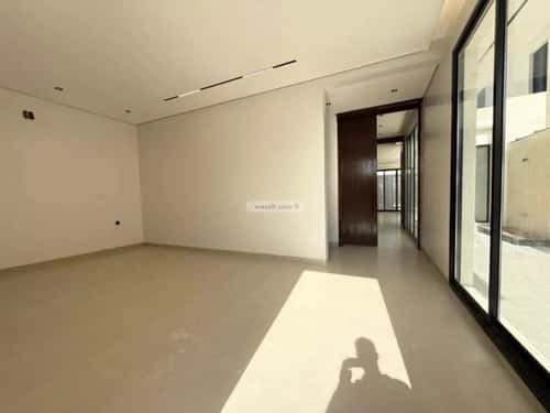 Villa 300 SQM Facing South on 18m Width Street Ar-Rimal, East Riyadh, Riyadh