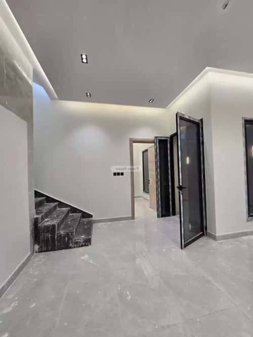 فيلا 360 متر مربع جنوبية شرقية على شارع 20م القادسية، شرق الرياض، الرياض