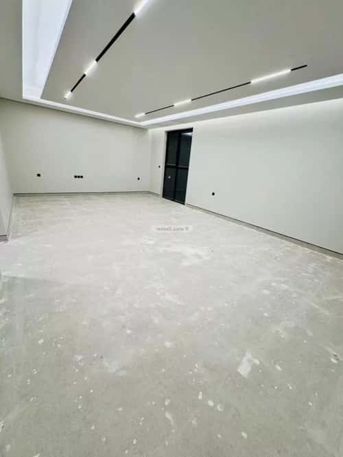 Villa 312 SQM Facing East on 15m Width Street Al-Muanisiyah, East Riyadh, Riyadh