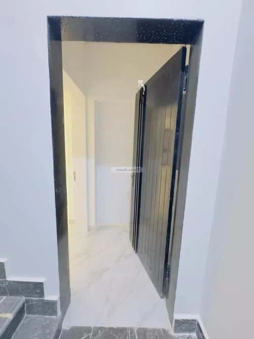 Floor 192 SQM with 4 Bedrooms Al-Qadisiyah, East Riyadh, Riyadh