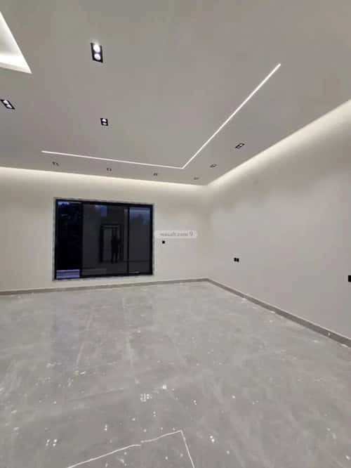 فيلا 333 متر مربع شرقية على شارع 20م القادسية، شرق الرياض، الرياض