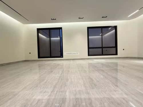 Villa 338 SQM Facing South West on 18m Width Street Ar-Rimal, East Riyadh, Riyadh