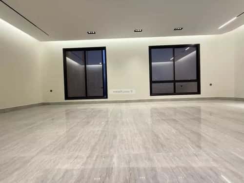 فيلا 338 متر مربع جنوبية غربية على شارع 18م الرمال، شرق الرياض، الرياض