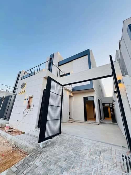 Villa 312 SQM Facing West on 15m Width Street Ar-Rimal, East Riyadh, Riyadh