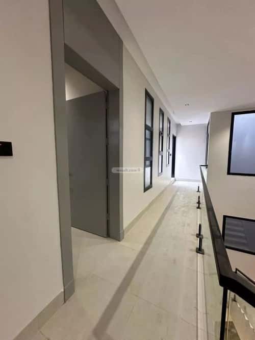 فيلا 250 متر مربع شرقية على شارع 15م الجنادرية، شرق الرياض، الرياض