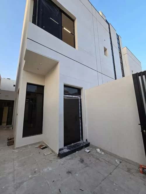 Floor 226 SQM with 4 Bedrooms Ar-Rimal, East Riyadh, Riyadh