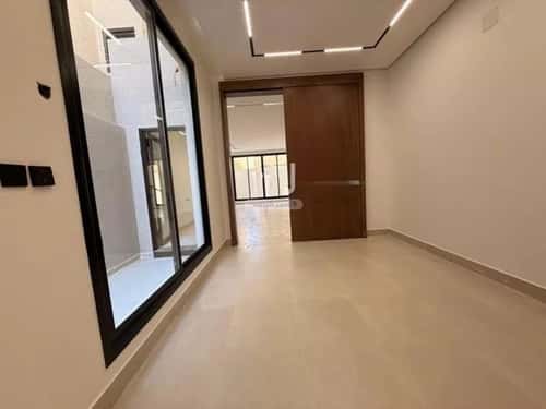 فيلا 252 متر مربع شمالية على شارع 15م المعيزيلة، شرق الرياض، الرياض