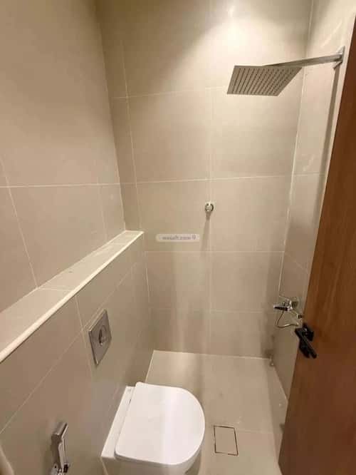 فيلا 252 متر مربع شمالية على شارع 15م المعيزيلة، شرق الرياض، الرياض