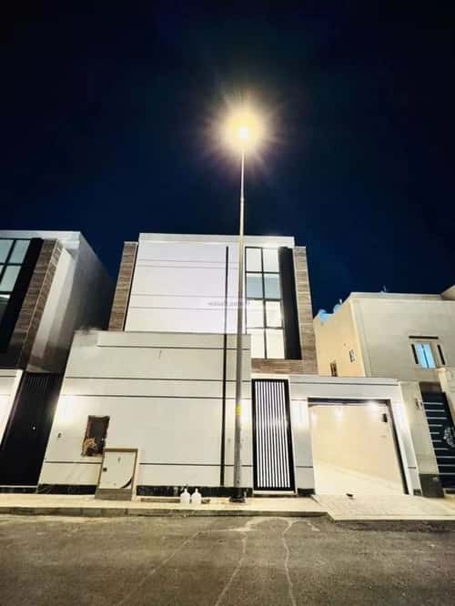 Villa 312 SQM Facing East on 15m Width Street Al-Muanisiyah, East Riyadh, Riyadh