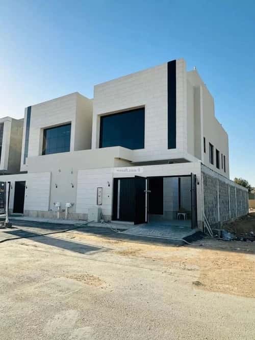 Villa 256 SQM Facing North on 18m Width Street Al-Maizaliyah, East Riyadh, Riyadh