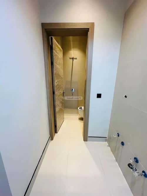 فيلا 256 متر مربع شمالية على شارع 18م المعيزيلة، شرق الرياض، الرياض