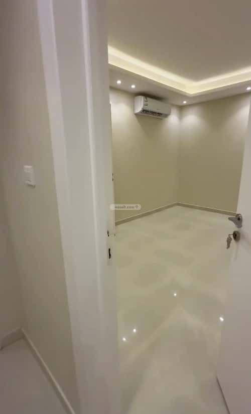 Apartment 258 SQM with 6 Bedrooms Dahrat Laban, West Riyadh, Riyadh