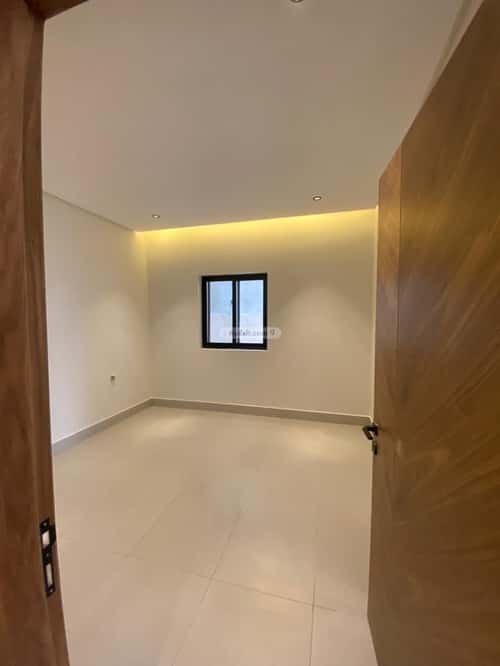 فيلا 334 متر مربع جنوبية على شارع 25م المهدية، غرب الرياض، الرياض