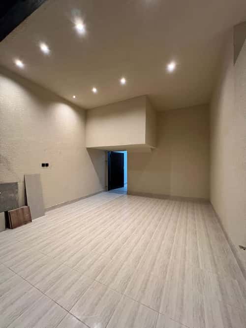 Floor with 3 Bedrooms Al-Hazm, West Riyadh, Riyadh