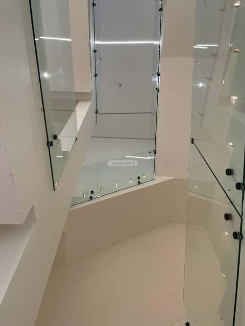 فيلا 450 متر مربع شرقية على شارع 15م المهدية، غرب الرياض، الرياض