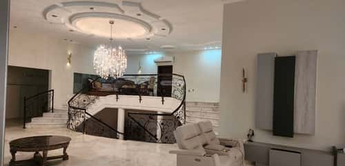 فيلا 1026 متر مربع مع شقتين واجهة ثلاثة بطحاء قريش، مكة المكرمة