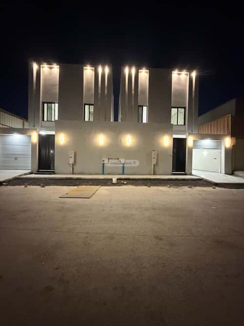 فيلا 319 متر مربع غربية على شارع 15م أحد، الدمام