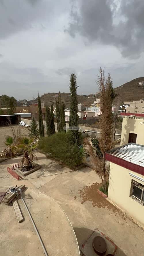 Rest House 1345 SQM Facing North West on 14.75m Width Street Al-Muntazah, Abha