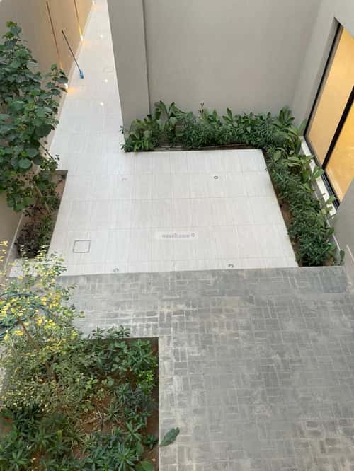 فيلا 375 متر مربع شرقية على شارع 15م المهدية، غرب الرياض، الرياض