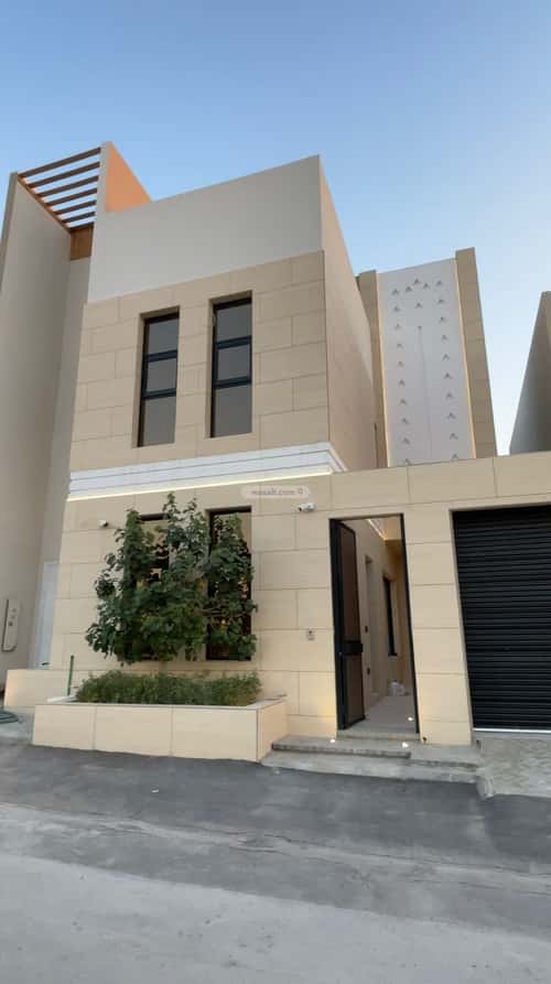 Villa 375 SQM Facing East on 15m Width Street Al-Mahdiyah, West Riyadh, Riyadh