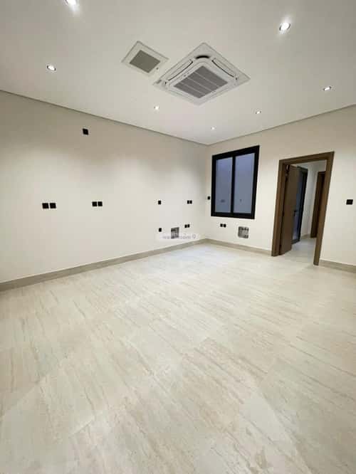 فيلا 375 متر مربع شرقية على شارع 15م المهدية، غرب الرياض، الرياض