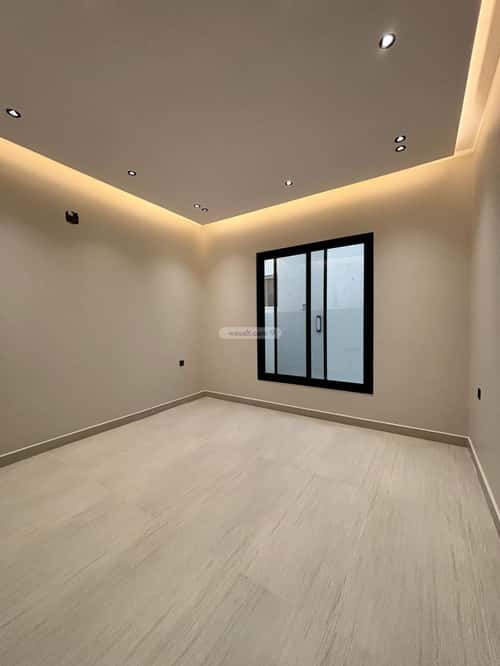 Villa 461 SQM Facing South on 25m Width Street Al-Mahdiyah, West Riyadh, Riyadh