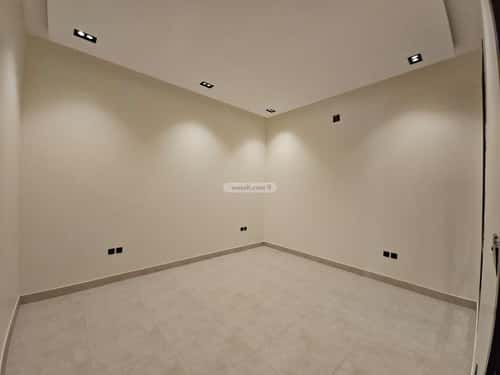 Floor 141 SQM with 5 Bedrooms Al-Muanisiyah, East Riyadh, Riyadh