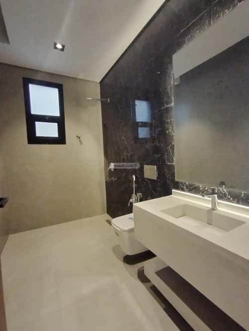 5 bedroom villa in Al Rimal