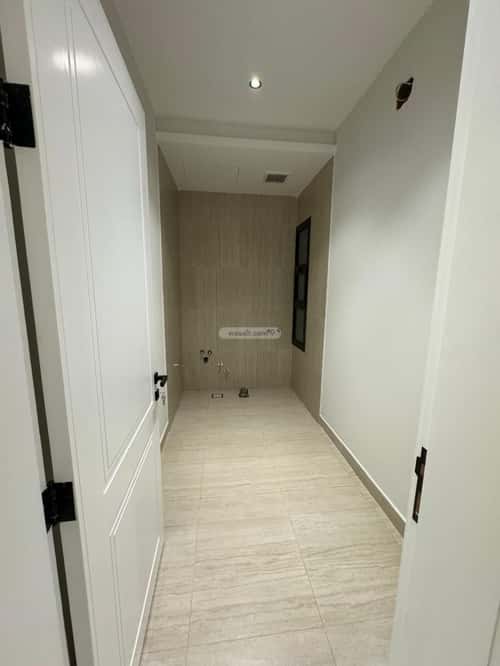 Apartment with 4 Bedrooms Al-Yasmeen, North Riyadh, Riyadh