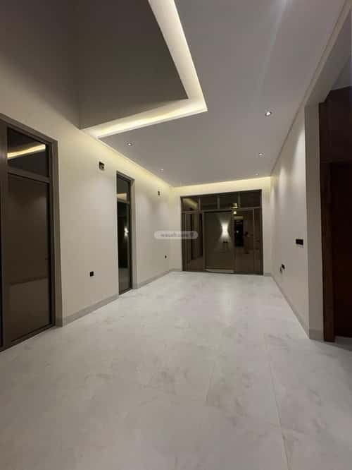 فيلا 370 متر مربع شمالية على شارع 30م المهدية، غرب الرياض، الرياض