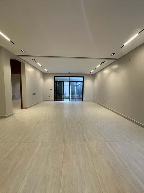 Villa 312 SQM Facing West on 15m Width Street Ar-Rimal, East Riyadh, Riyadh