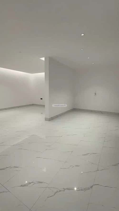 فيلا 300 متر مربع جنوبية على شارع 20م النرجس، شمال الرياض، الرياض