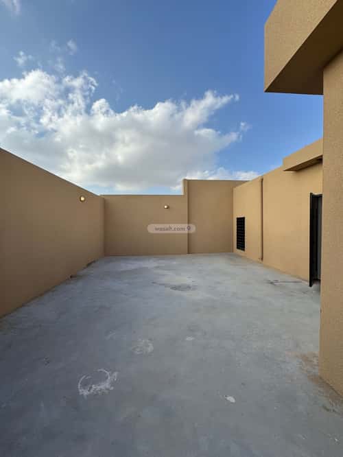 شقة 382 متر مربع ب 8 غرف الشرف، خميس مشيط