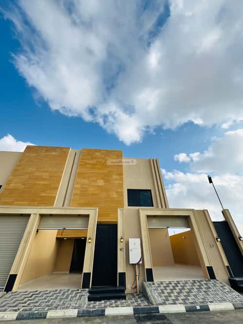 شقة 382 متر مربع ب 8 غرف الشرف، خميس مشيط