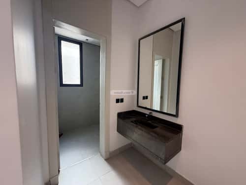 Floor 198 SQM with 5 Bedrooms Qurtubah, East Riyadh, Riyadh