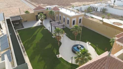 فيلا 2501 متر مربع شرقية على شارع 25م الرمال، شرق الرياض، الرياض