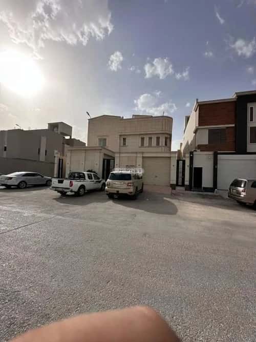 فيلا 495 متر مربع جنوبية على شارع 20م النرجس، شمال الرياض، الرياض