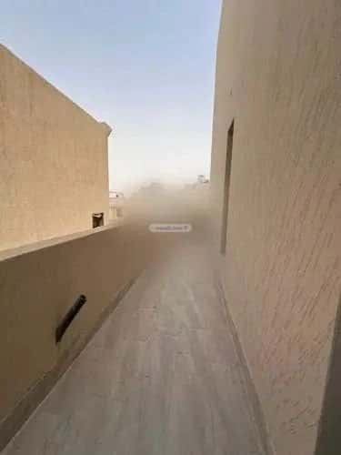 دور 172 متر مربع ب 4 غرف الملك فيصل، شرق الرياض، الرياض