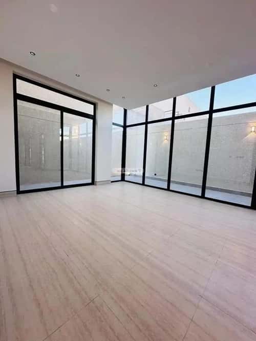 Villa 337 SQM Facing South on 35m Width Street Al-Mahdiyah, West Riyadh, Riyadh