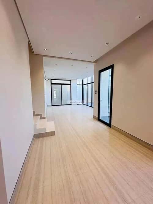 Villa 337 SQM Facing South on 35m Width Street Al-Mahdiyah, West Riyadh, Riyadh