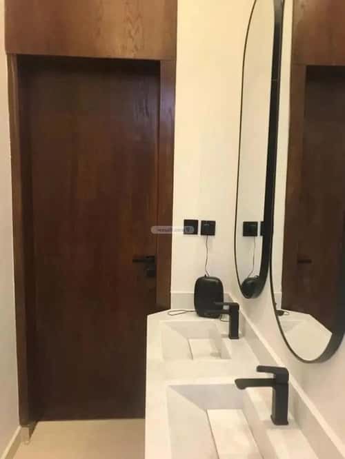 دور 214 متر مربع ب 5 غرف السويدي، غرب الرياض، الرياض