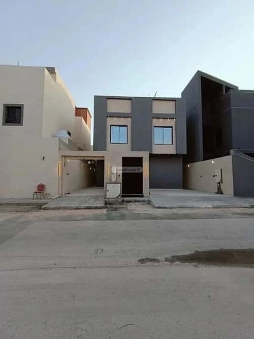 دور 198 متر مربع ب 5 غرف عكاظ، جنوب الرياض، الرياض