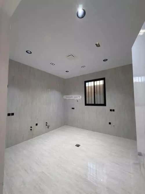 شقة 345 متر مربع ب 7 غرف النور، خميس مشيط