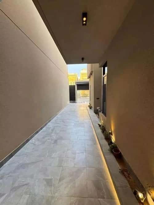 فيلا 275 متر مربع جنوبية على شارع 15م اليرموك، خميس مشيط